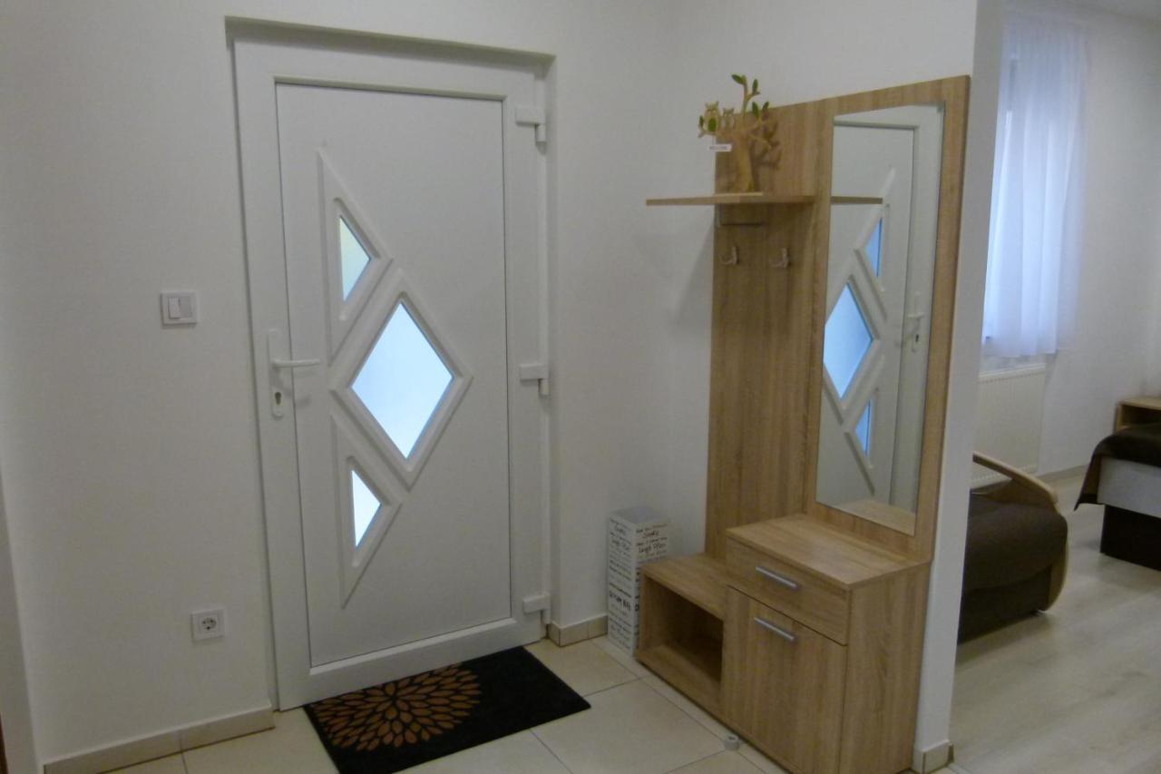 זלאגרסג Wolf House Apartman מראה חיצוני תמונה